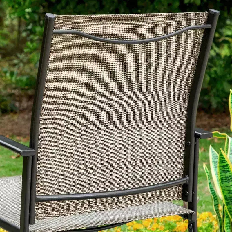 Ensemble de salle à manger d'extérieur 7 pièces Captiva Designs, table en faux bois et acier avec trou pour parasol et chaises à bras en textilène