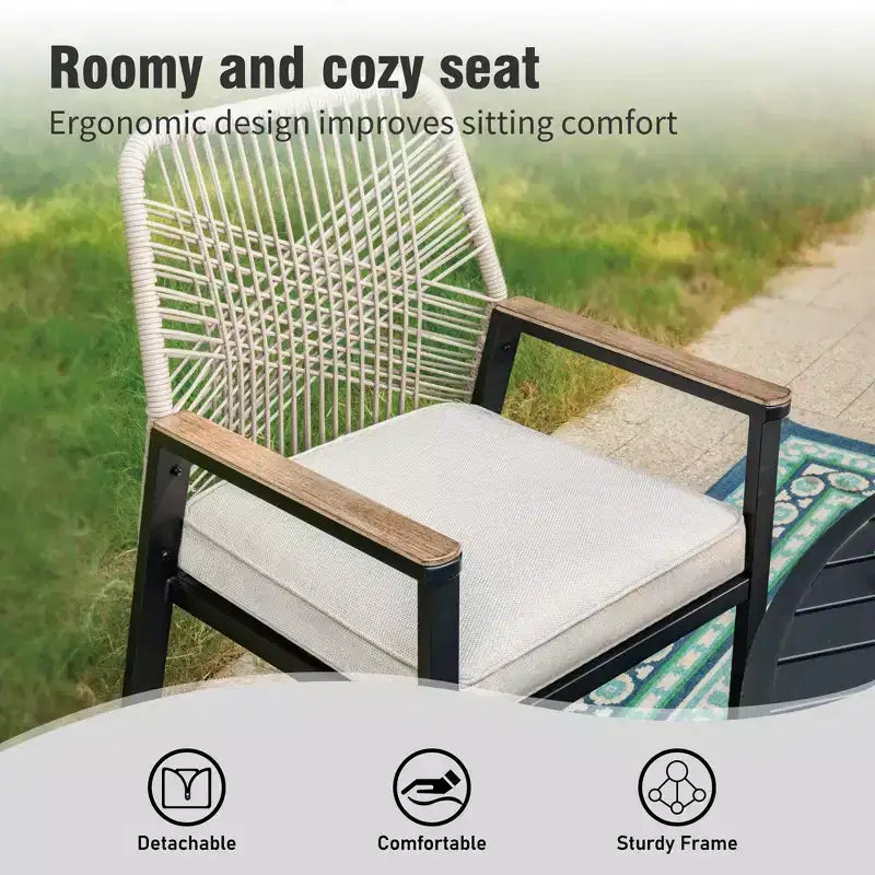 Captiva Designs Ensemble de salle à manger d'extérieur 5 pièces avec table ronde à lattes en acier et chaises en rotin beiges avec coussins épais