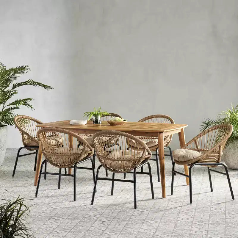 Christopher Knight Home Marten Ensemble de salle à manger d'extérieur 7 pièces en osier et bois d'acacia avec coussins, beige/teck