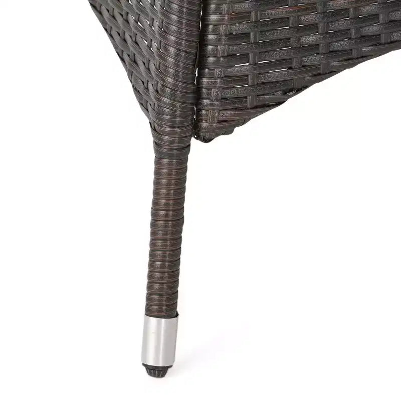Ensemble de salle à manger d'extérieur GDFStudio Holmes 5 pièces en osier avec table ronde et trou pour parasol