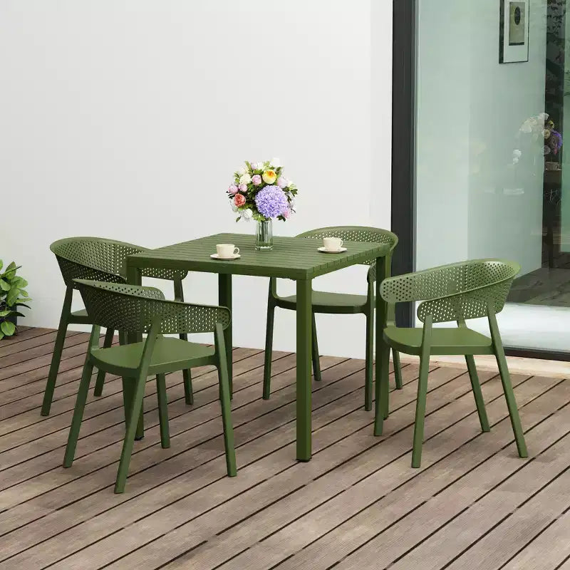 Ensemble de salle à manger d'extérieur carré 5 pièces Playa de WestinTrends, avec table à cadre métallique et chaises de salle à manger empilables pour patio