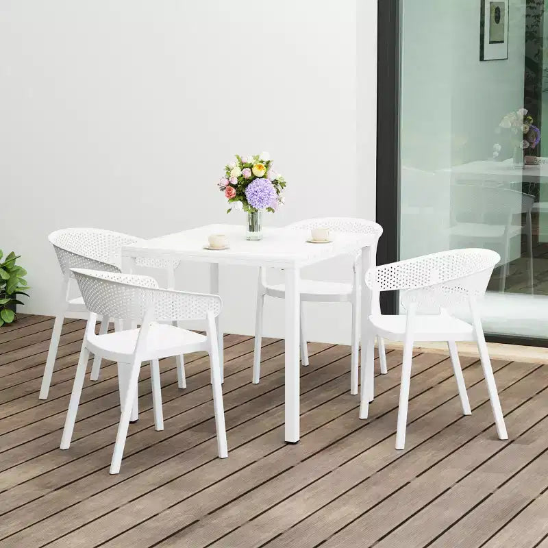 Ensemble de salle à manger d'extérieur carré 5 pièces Playa de WestinTrends, avec table à cadre métallique et chaises de salle à manger empilables pour patio