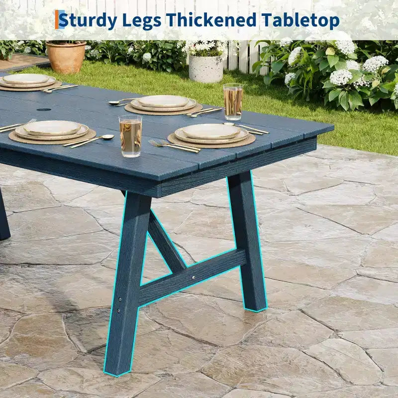Ensemble de salle à manger extérieur 5 pièces pour 4 personnes, mobilier de patio en PEHD toutes saisons avec trou pour parasol, chaises sans accoudoirs modernes pour jardin et terrasse