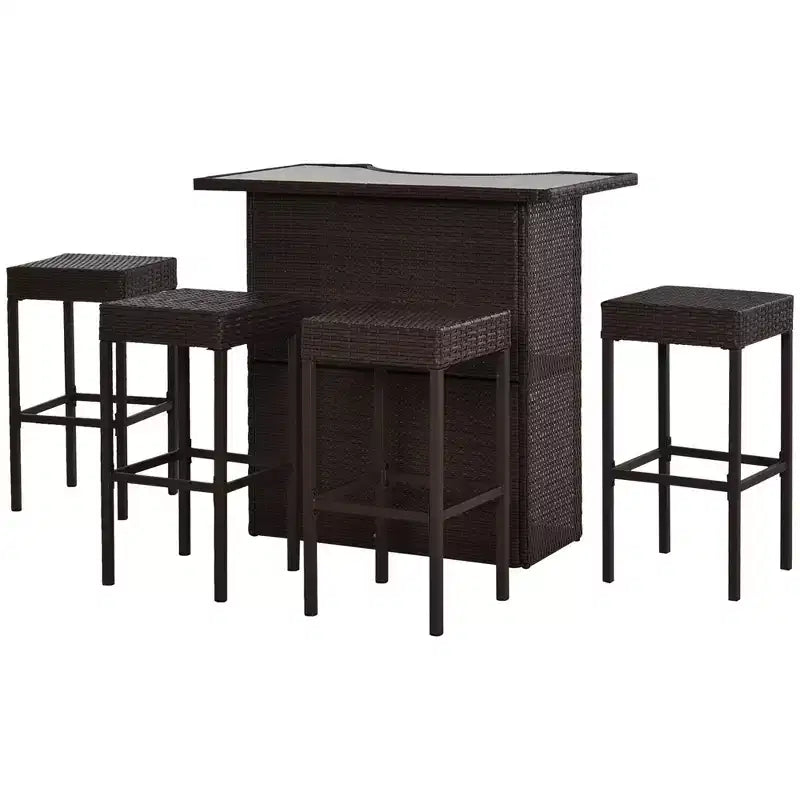 Outsunny Ensemble de bar 5 pièces en rotin, table haute d'extérieur et chaises avec plateau en verre, étagère de rangement et 4 tabourets de bar pour piscine