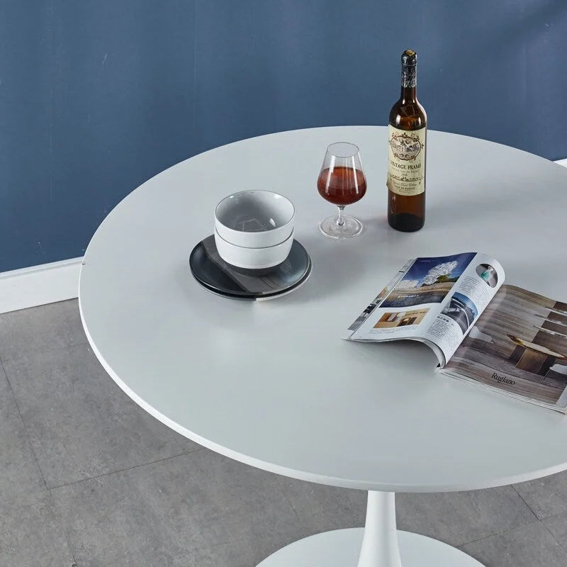 42.1 Tulip Dining Table With Round Table Top and Pedestal for 4-6 People