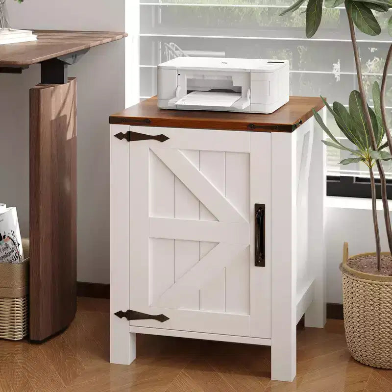 Lot de 2 tables de chevet de ferme avec station de recharge, table de nuit rustique avec porte de grange et étagère réglable, petite table d'appoint pour chambre et salon.